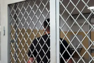 Голое купание в фонтане обернулось арестом для жителя Петропавловска