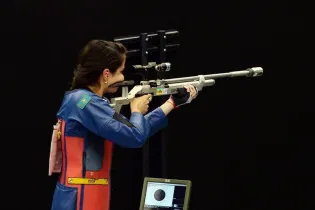 Казахстан взял золото чемпионата мира по стрельбе по движущейся мишени