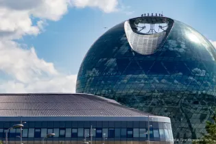 Шторм почти по всему Казахстану: синоптики предупредили о ливнях, граде, жаре до +38