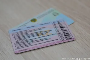 Жительницу Астаны лишили прав на семь лет за пьяную езду