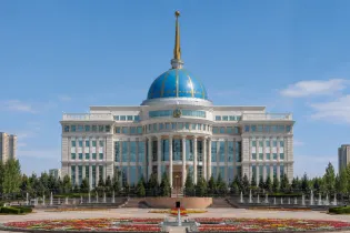 Главы КНБ, Нацбанка, Высшего судебного совета и омбудсмен сохранили свои посты