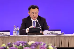Айбек Дадебай единогласно избран председателем Курултая