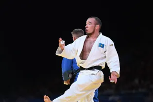 Дзюдоист из Казахстана завоевал «золото» на турнире Grand Slam