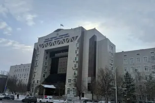 Шесть программ по 4 млн тенге — в МУА объяснили новый прейскурант