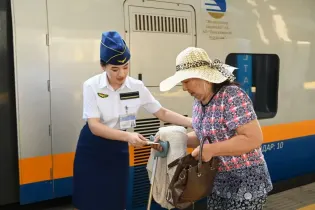 Кто может купить билеты на поезд со скидкой в Казахстане: список льгот