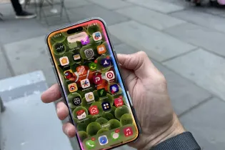 В iOS 27 нашли баг, из-за которого интерфейс iPhone «ломается»