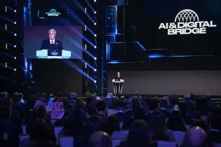 Токаев: Нашими цифровыми решениями пользуются более чем в 100 странах