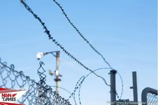 Сотовых операторов оштрафовали в Костанайской области из-за мошенников в колониях