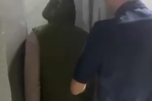 Иностранца арестовали за приставание к женщине на аллее в Алматы