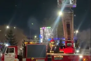 60 человек эвакуировали при пожаре в банно-гостиничном комплексе Астаны