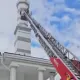 В Уральске рабочий сорвался с купола мечети