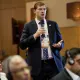 Тимур Тулов выдвигает свою кандидатуру на пост президента FIDE