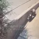 Полиция расследует падение куска льда на женщину с коляской в Павлодаре