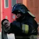 Магазин загорелся в многоэтажке Астаны: девушка оказалась в дымовой ловушке