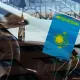 «Мне бьет по башке эта музыка»: пассажирка такси в Астане пожаловалась на водителя