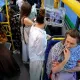 Конфета застряла в горле: в Астане полицейский спас ребенка в автобусе