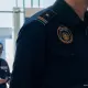 Жительница Степногорска набросилась на полицейского и расцарапала ему лицо