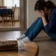 «Ударил из-за “Барни”»: в Жамбылской области расследуют гибель матери