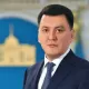 Ерлан Карин пришел голосовать на выборах в Курултай