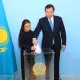 Аким Актюбинской области проголосовал на исторических выборах в Курултай