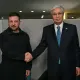 Токаев поздравил Зеленского с Днем независимости Украины