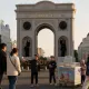 Астанчане пожаловались на детей, которые торгуют и просят деньги на улицах