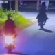 Подростков на мопедах поймали на опасных трюках в Акмолинской области
