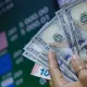 Доллар опустился ниже 450 тенге: почему тенге так резко укрепился
