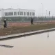 Год после ремонта: дорогу на левом берегу Астаны затопило после дождя