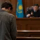 Разделся догола в подъезде: суд наказал героя скандального видео из Астаны