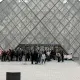 Лувр закрыли из-за студенческих протестов: казахстанец рассказал об обстановке в Париже
