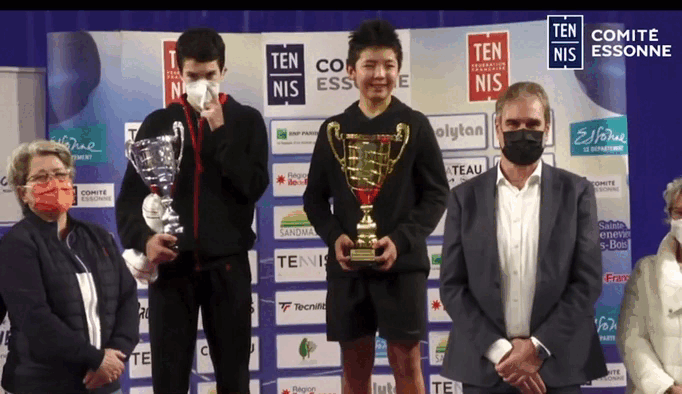 Кадр из видео