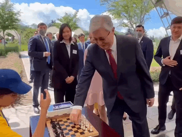 Кадр из видео