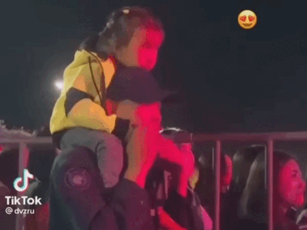 Кадр из видео