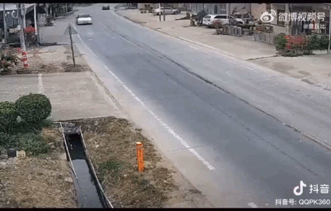 Кадр из видео