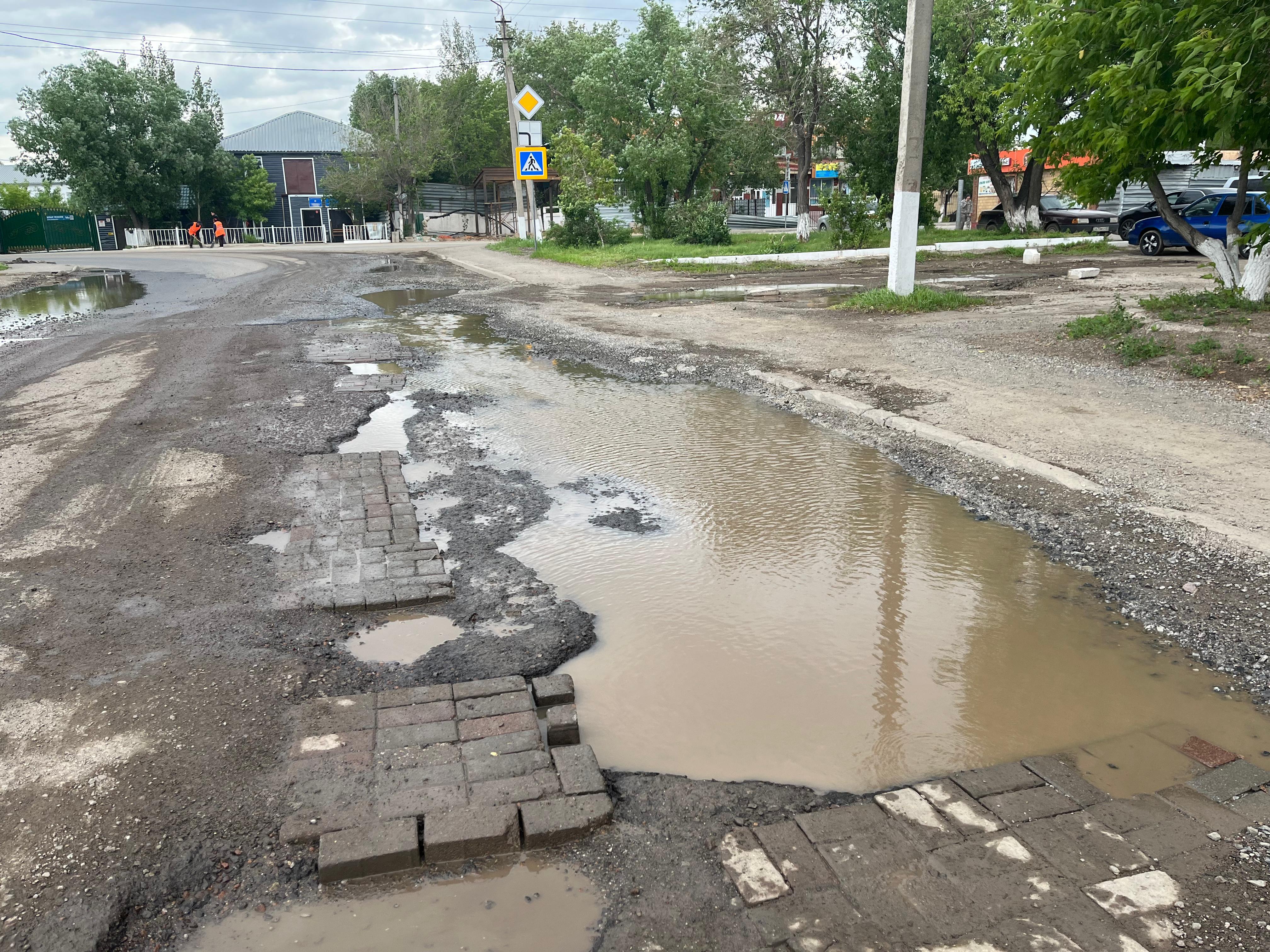 Не всем сладка жизнь в столице. Бездорожье, тоска и безнадега в жилом  массиве Астаны